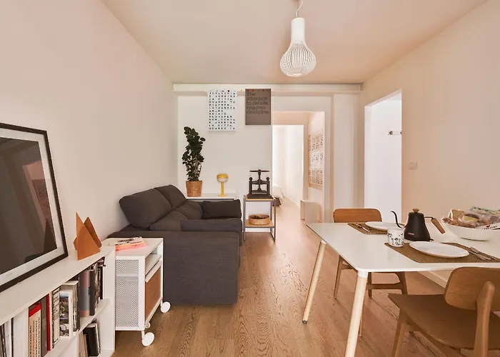 Giardino Segreto, In Centro * Trieste